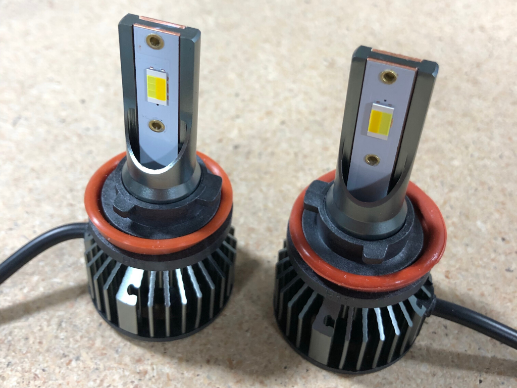 Close up of Tri-Color Fog Light Replacement Bulbs - Cali Raised LED